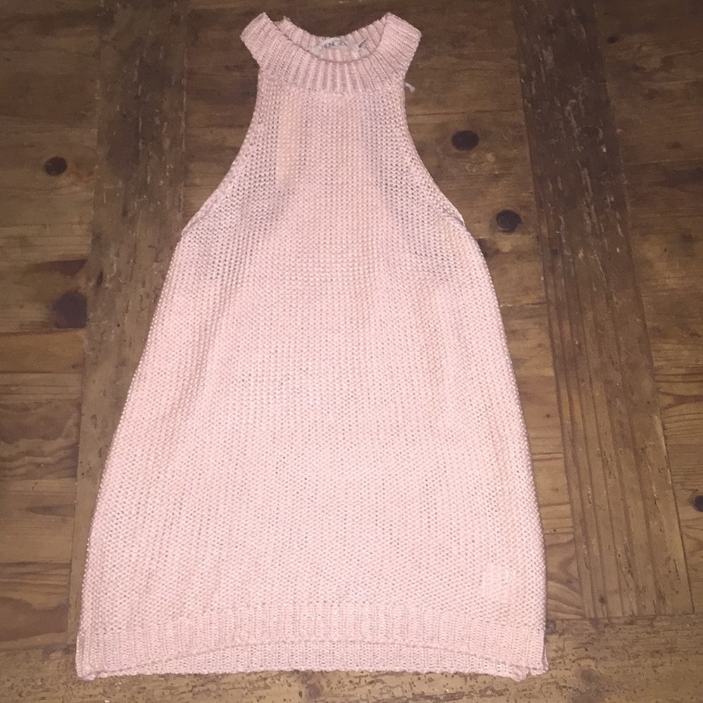 'The Hanger' baby pink blouse